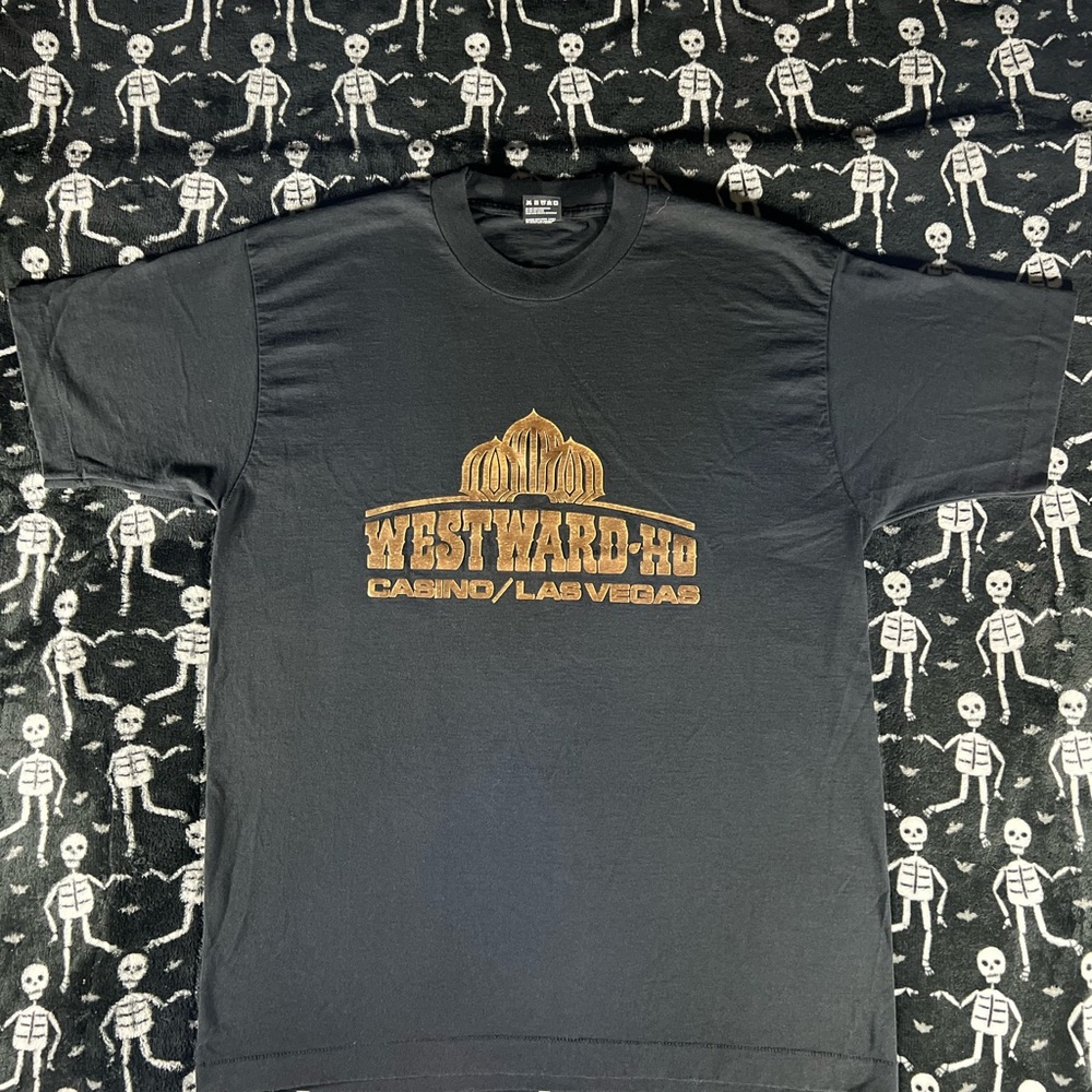 Vintage Single Stitch Fruit of the Loom:BEST - Black Tee